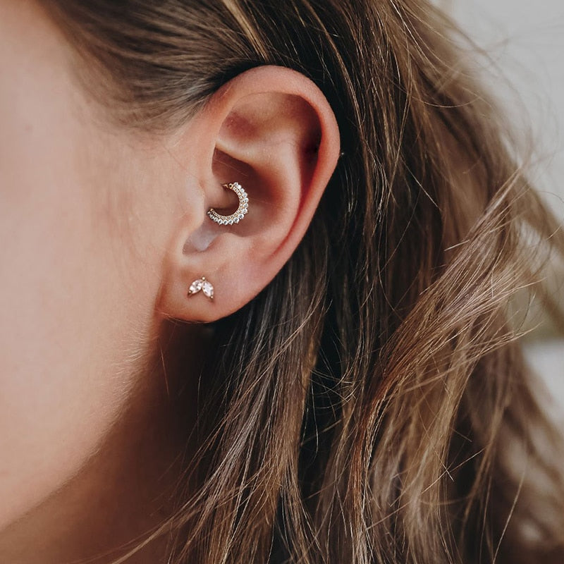 Piercing de Furo Guirlanda Segundo Furo