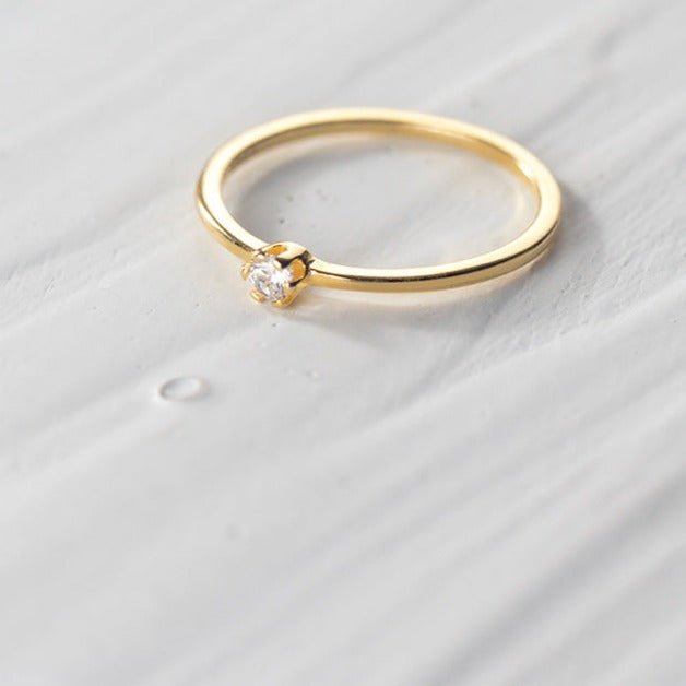 Anel Solitário Fino Banhado Ouro 18k