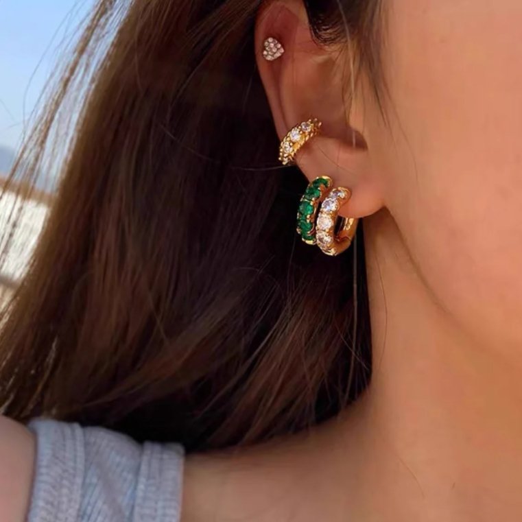 Brinco Argola Clássica Zircônia Banho Ouro 18k