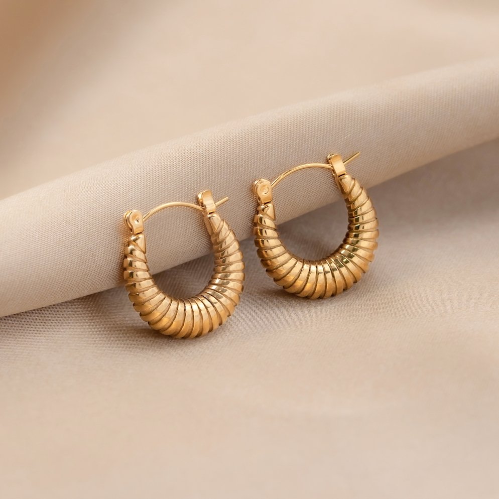 Brinco Argola Lacraia Fino Banhado Ouro 18k