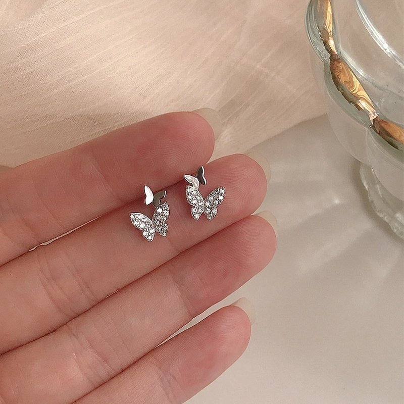 Brinco Borboleta Cravejada Zircônia Banho Ouro 18k
