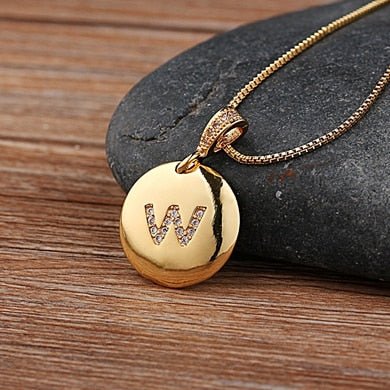 colar-delicado-pingente-letra-banhado-ouro-18k-letra-w