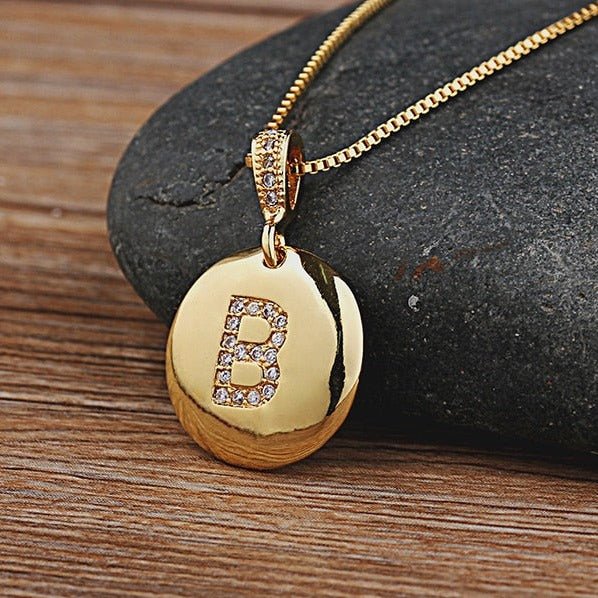 colar-delicado-pingente-letra-banhado-ouro-18k-letra-b