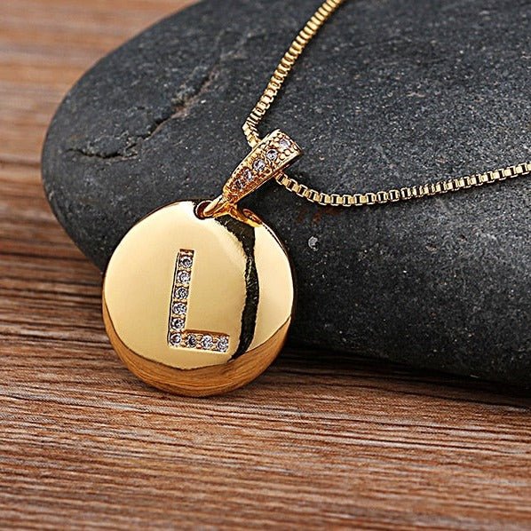 colar-delicado-pingente-letra-banhado-ouro-18k-letra-l