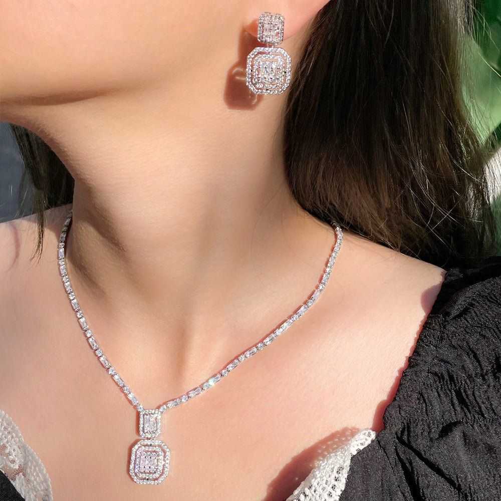Conjunto Colar e Brinco Festa Luxo Cravejado de Zircônia