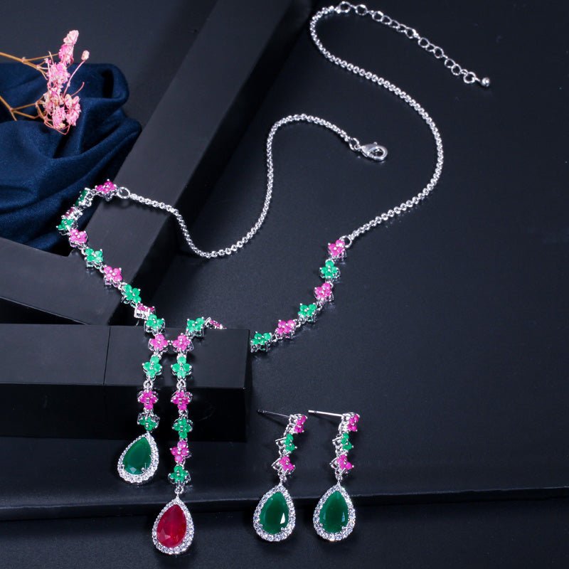 Conjunto Colar e Brinco Pingente Cristais de Zircônia