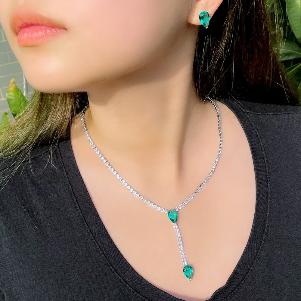 Conjunto Colar Gravata e Brinco Pingente Cristais de Zircônia Verde