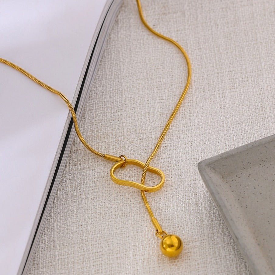 Colar Gravatinha Pingente Pérola Banho Ouro 18k
