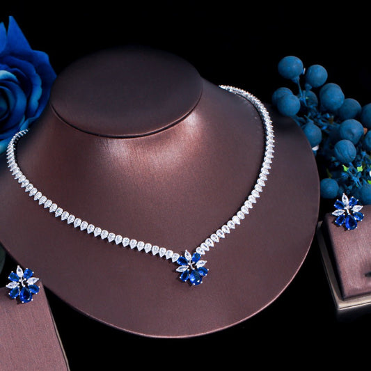 Conjunto Colar e Brinco Cravejado Cristais de Zircônia